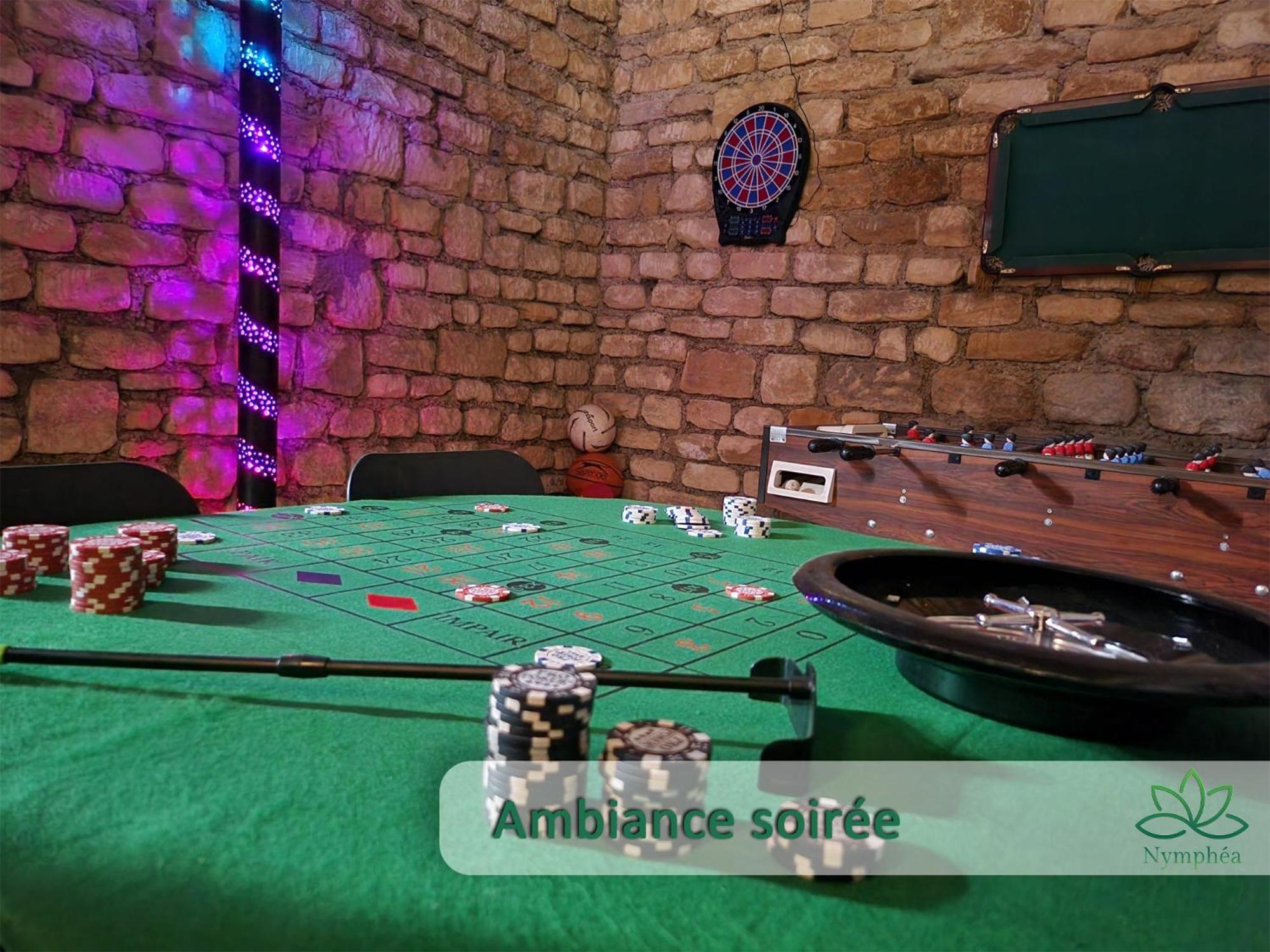Logement Cocooning 2-4 Personnes Avec Salle De Jeux Chemery-Chehery Zewnętrze zdjęcie